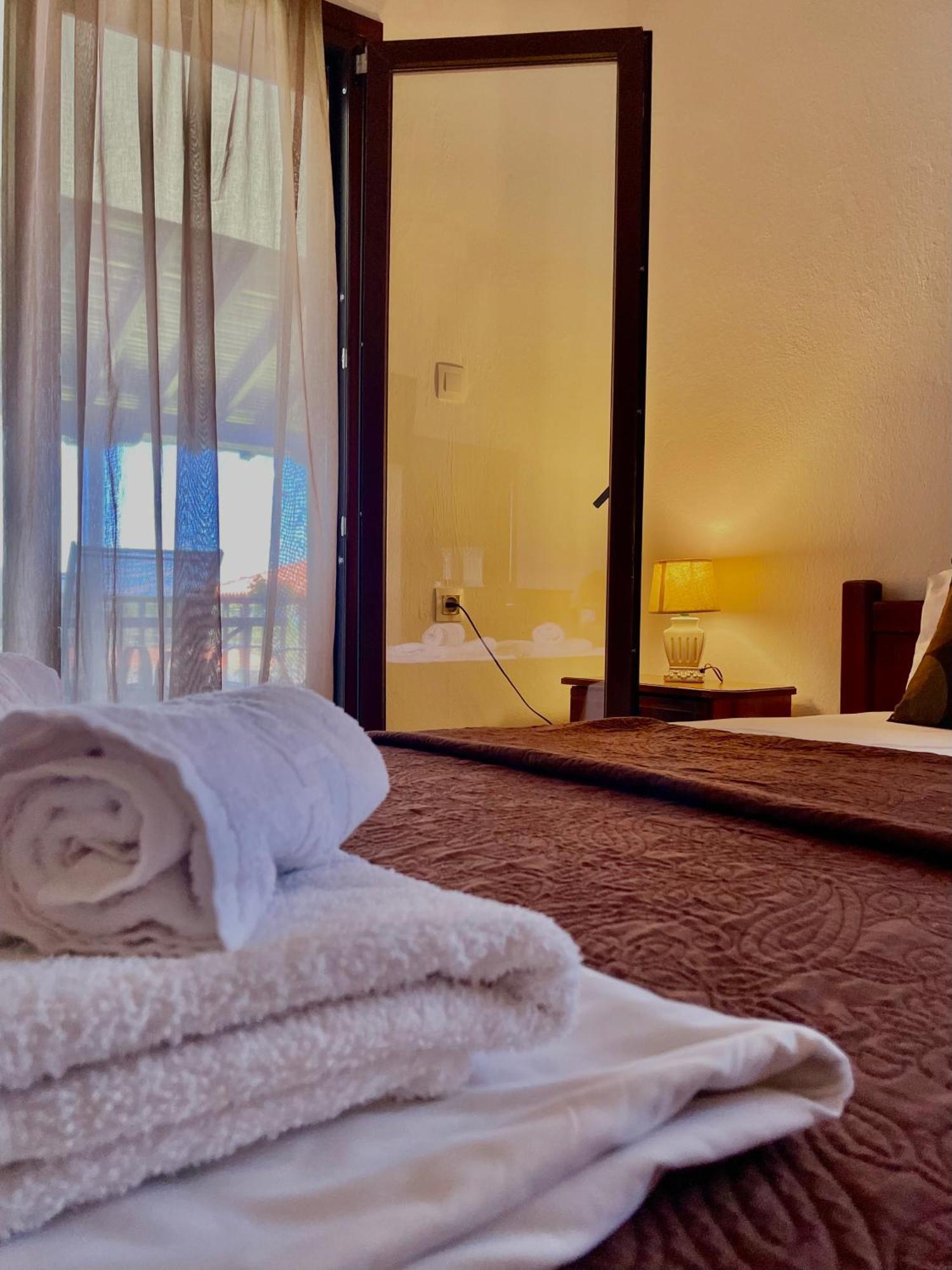Anna Dani Apartments Vourvourou Buitenkant foto