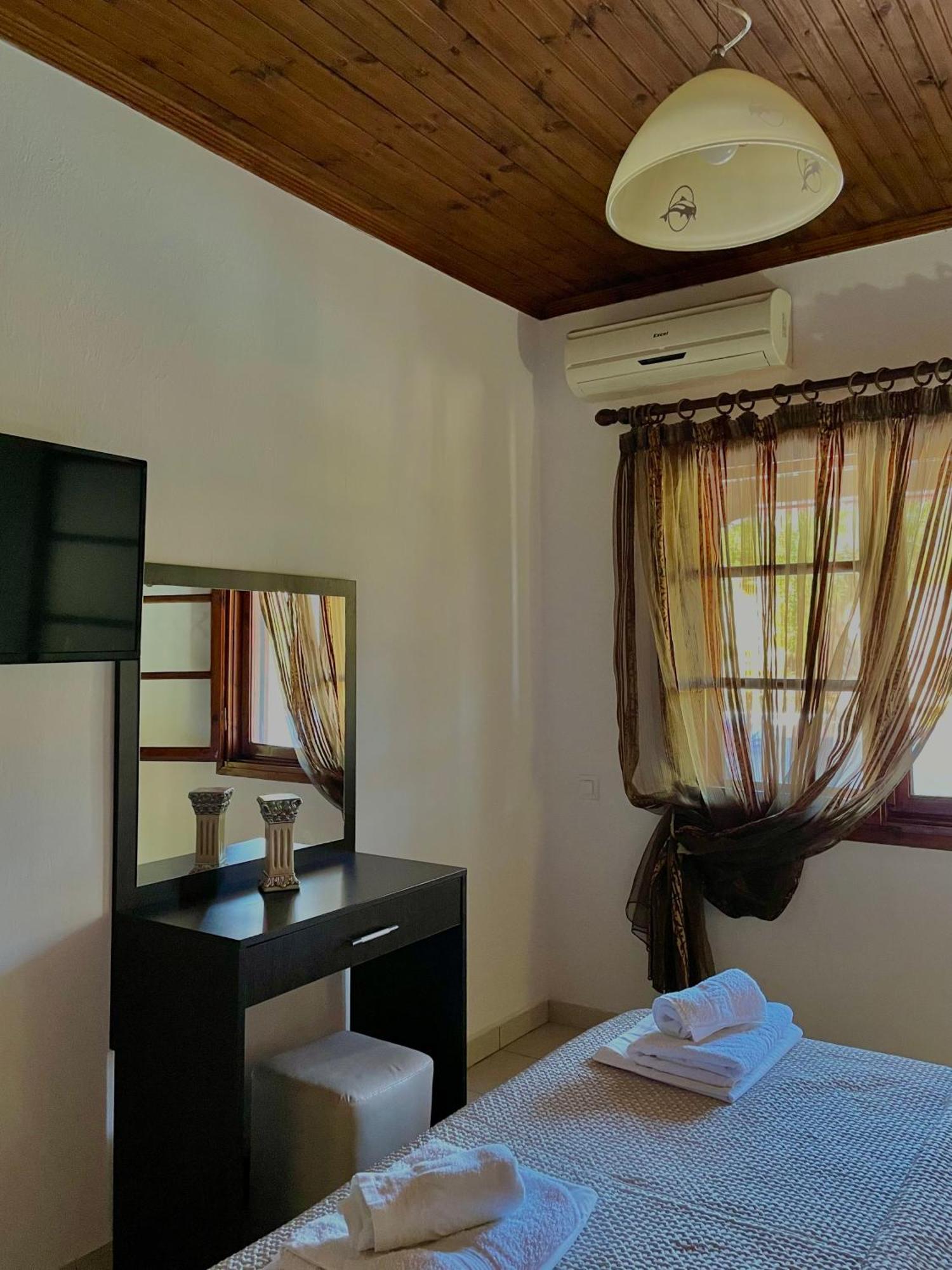 Anna Dani Apartments Vourvourou Buitenkant foto
