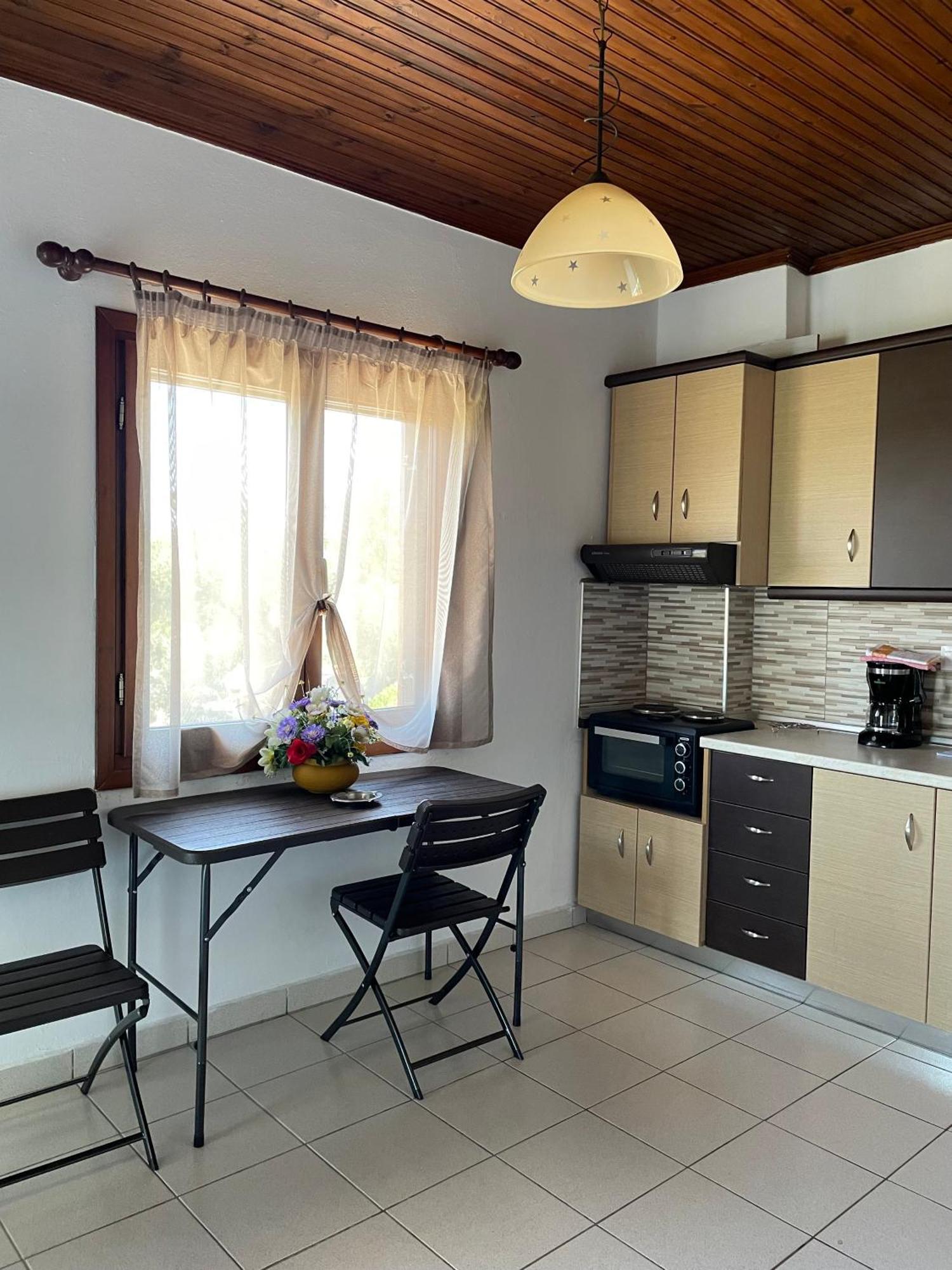Anna Dani Apartments Vourvourou Buitenkant foto