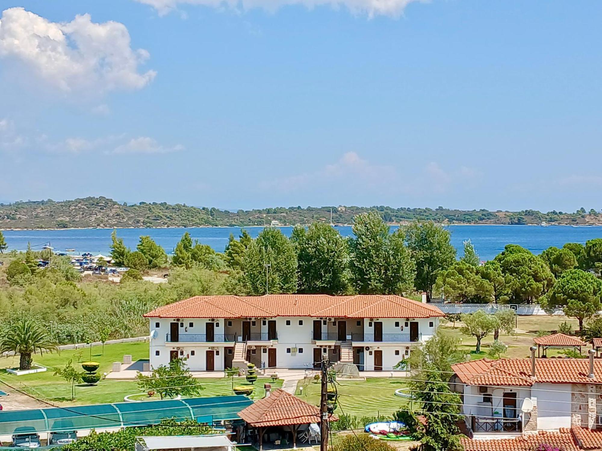 Anna Dani Apartments Vourvourou Buitenkant foto