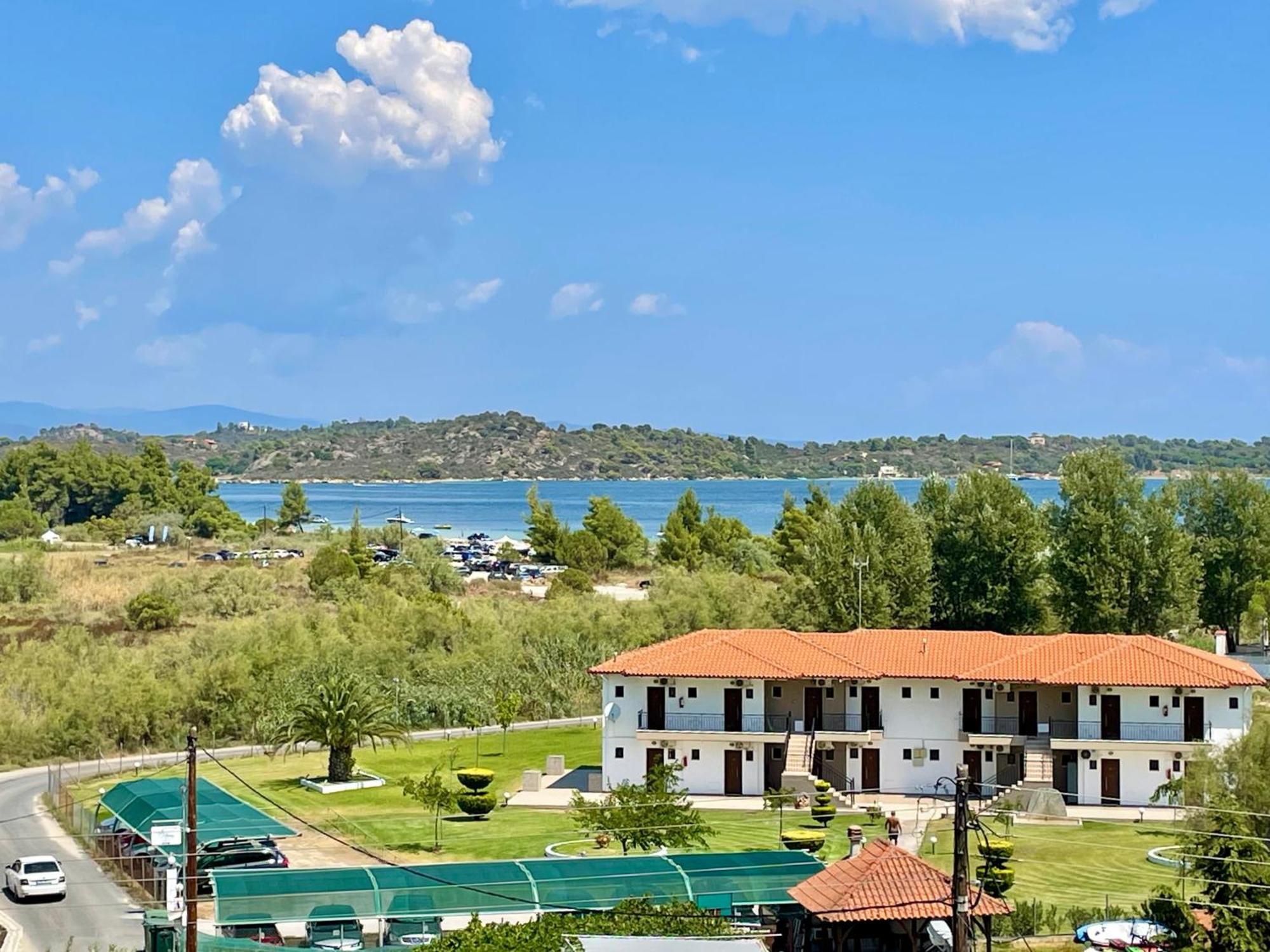 Anna Dani Apartments Vourvourou Buitenkant foto